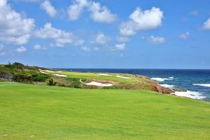 Cabot Saint Lucia (Point Hardy) 18th Approach